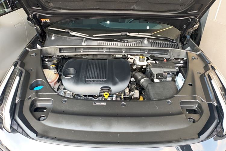 Used Lynk & Co 03 2023 1.5TD DCT JingPro Engine Bay