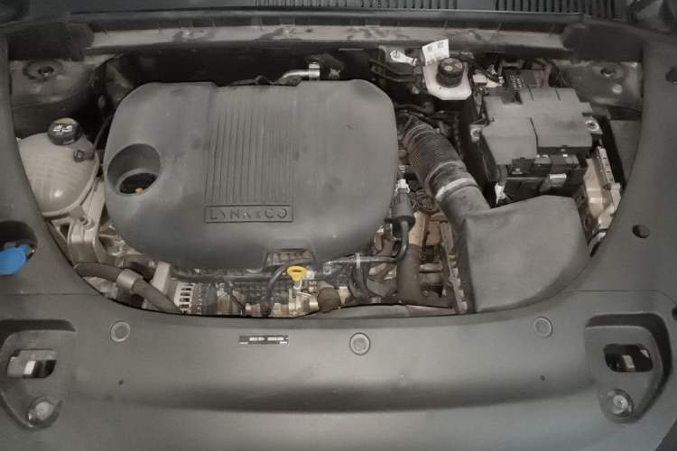 Used Lynk & Co 03 2023 1.5TD DCT JingPlus Engine Bay