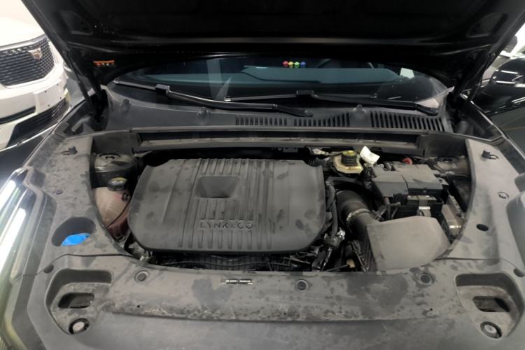 Used Lynk & Co 03 2023 2.0TD DCT JingPro Engine Bay