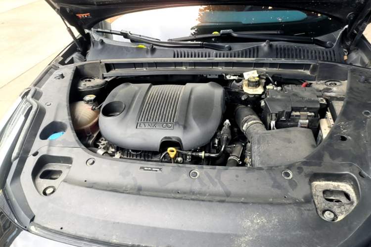 Used Lynk & Co 03 2023 1.5TD DCT JingPro Engine Bay