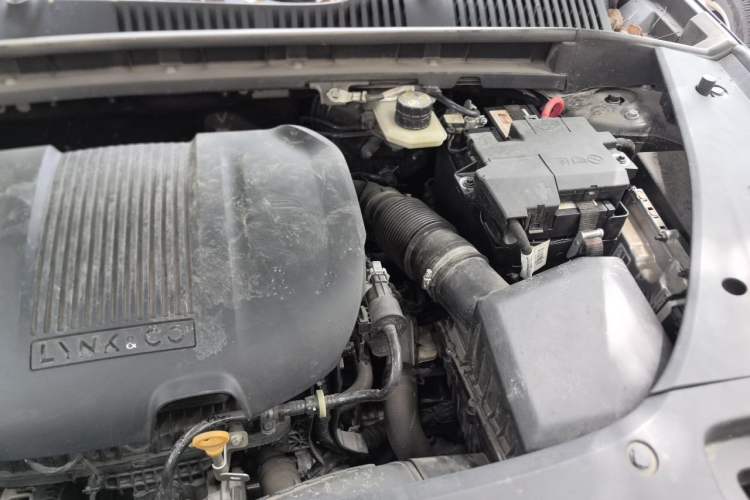 Used Lynk & Co 03 2023 1.5TD DCT JingPlus Engine Bay Left