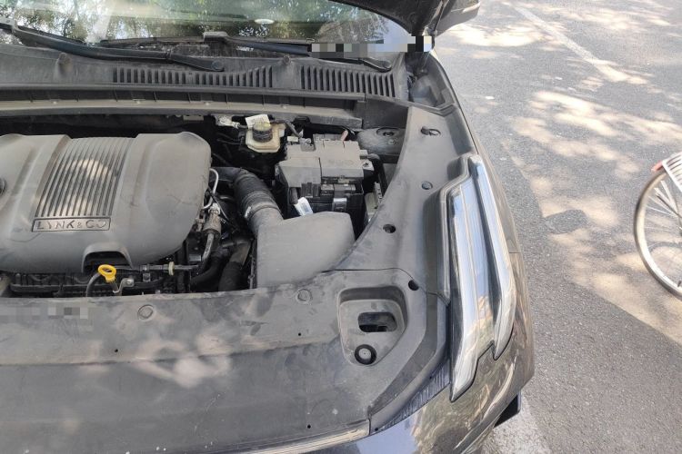 Used Lynk & Co 03 2023 1.5TD DCT JingPro Engine Bay Left