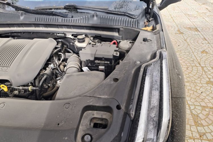 Used Lynk & Co 03 2023 1.5TD DCT JingPro Engine Bay Left