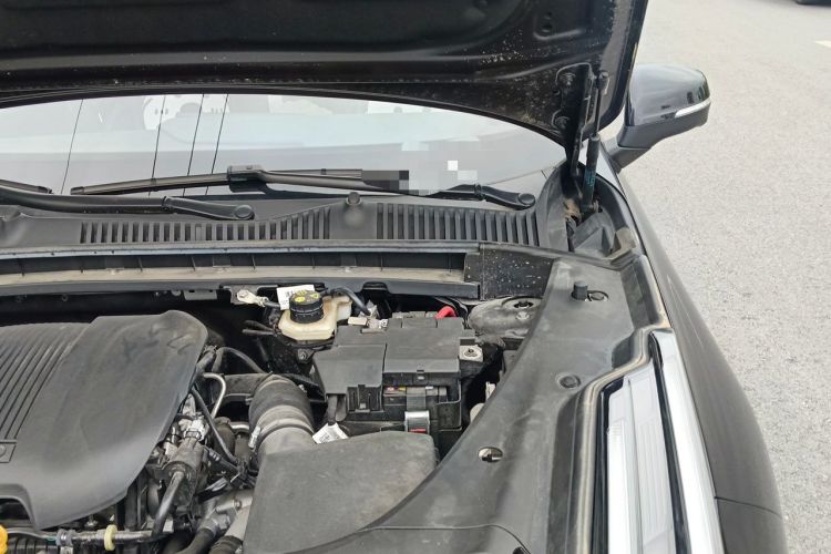 Used Lynk & Co 03 2023 1.5TD DCT JingPlus Engine Bay Left