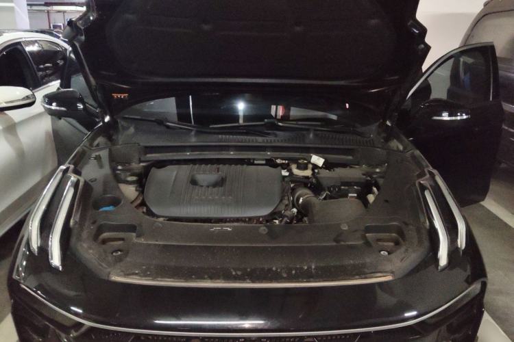 Used Lynk & Co 03 2023 2.0TD DCT H-Power Halo Engine Bay