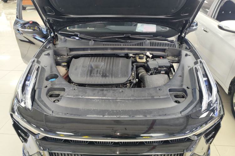 Used Lynk & Co 03 2023 2.0TD DCT JingPro Engine Bay
