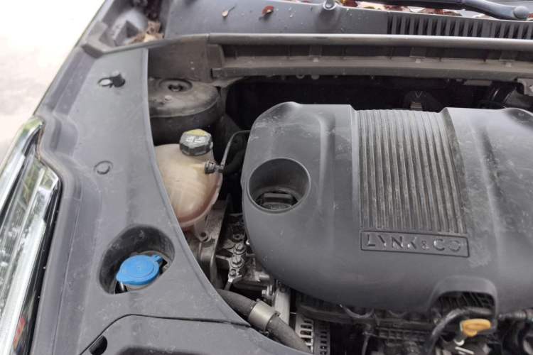 Used Lynk & Co 03 2023 1.5TD DCT JingPlus Engine Bay Right