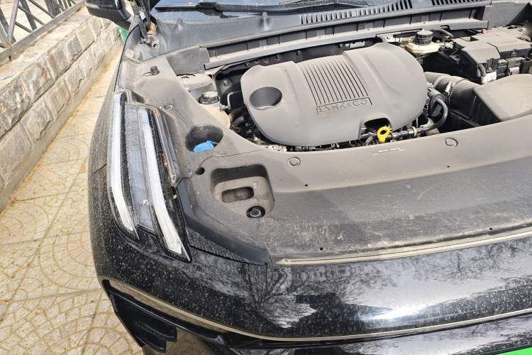 Used Lynk & Co 03 2023 1.5TD DCT JingPro Engine Bay Right