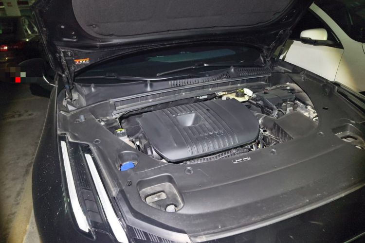 Used Lynk & Co 03 2023 2.0TD DCT JingPro Engine Bay Right