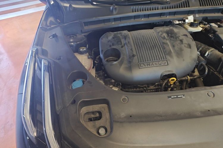 Used Lynk & Co 03 2023 1.5TD DCT JingPro Engine Bay Right