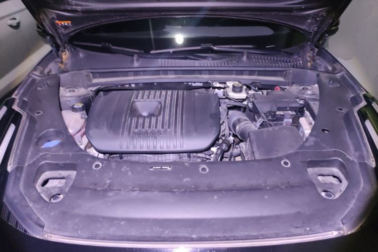 Used Lynk & Co 03 2023 2.0TD DCT JingPro Engine Bay