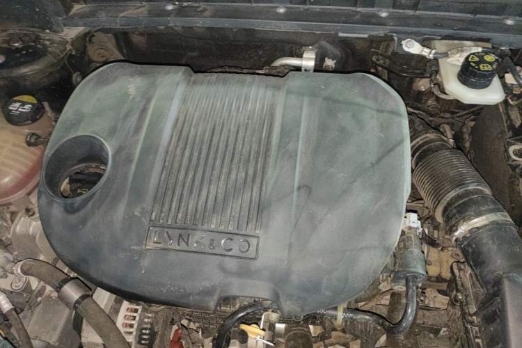 Used Lynk & Co 03 2023 1.5TD DCT JingPro Engine Bay