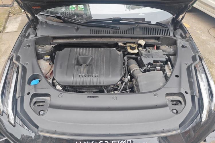 Used Lynk & Co 03 2023 2.0TD DCT JingPro Engine Bay