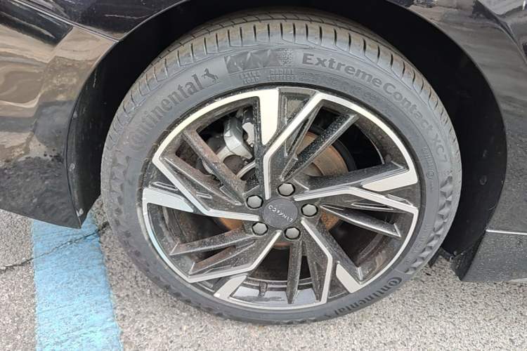 Used Lynk & Co 03 2023 2.0TD DCT H-Power Halo Exterior 5