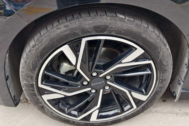 Used Lynk & Co 03 2023 1.5TD DCT JingPro Exterior 6
