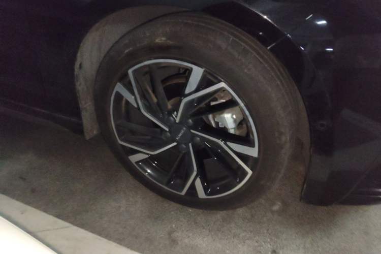Used Lynk & Co 03 2023 2.0TD DCT H-Power Halo Exterior 7