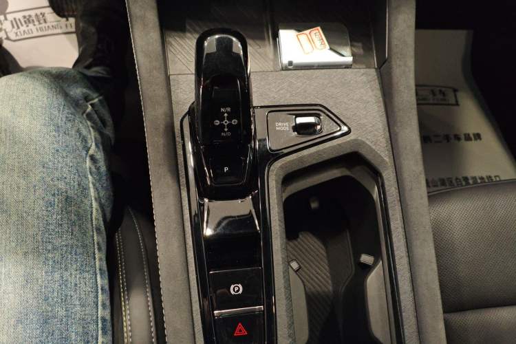 Used Lynk & Co 03 2023 1.5TD DCT JingPro Gear Lever