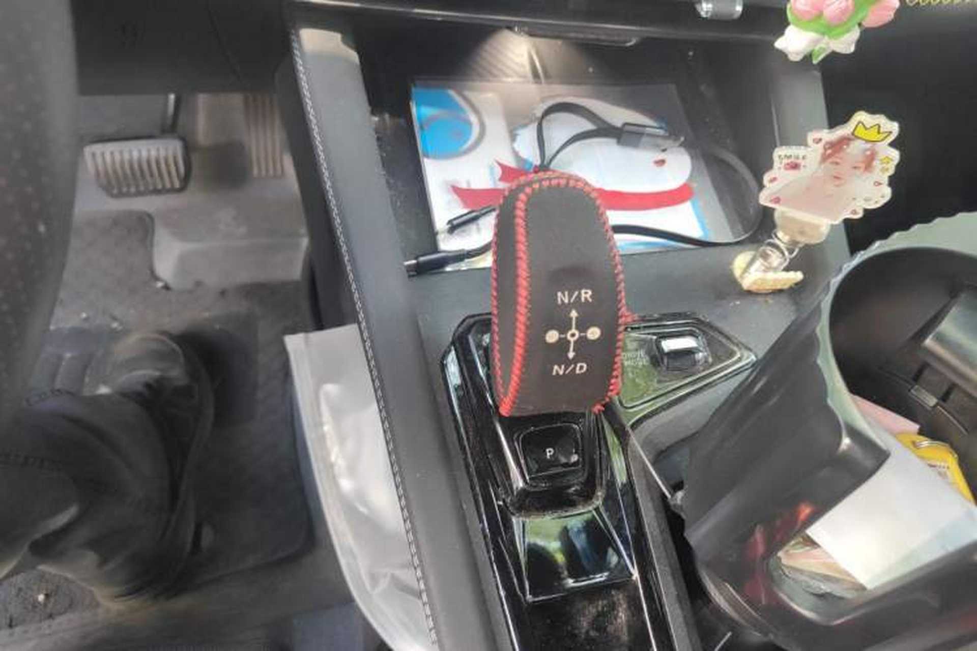 Used Lynk & Co 03 2023 1.5TD DCT JingPro Gear Lever