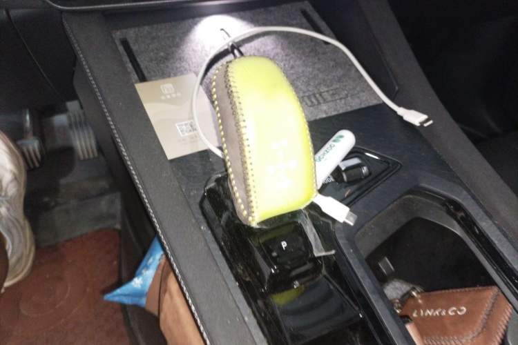 Used Lynk & Co 03 2023 2.0TD DCT JingPro Gear Lever