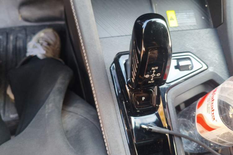 Used Lynk & Co 03 2023 1.5T EM-F PM Gear Lever