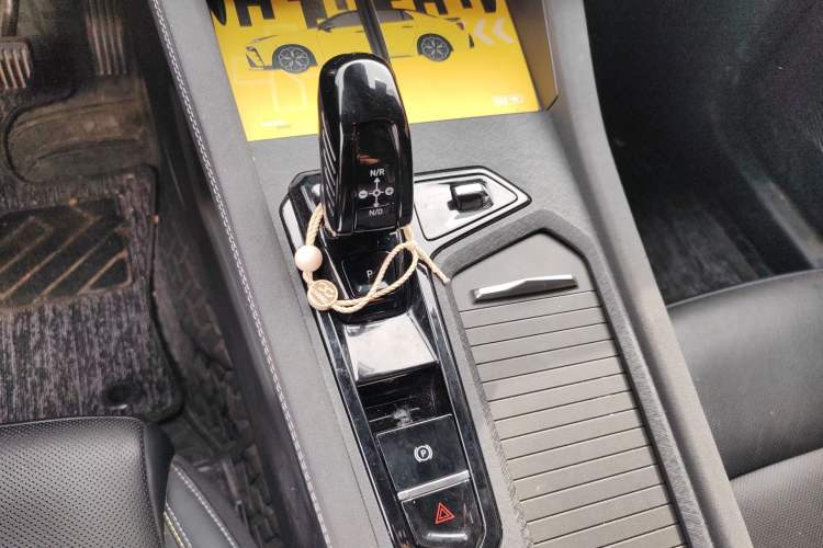 Used Lynk & Co 03 2023 1.5TD DCT JingPro Gear Lever