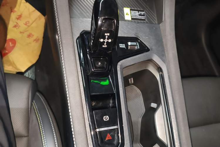 Used Lynk & Co 03 2023 1.5TD DCT JingPlus Gear Lever