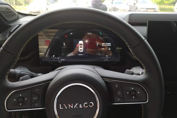 Used Lynk & Co 03 2023 1.5TD DCT JingPro Instrument Cluster