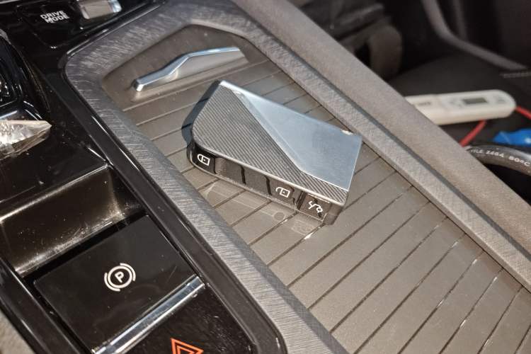Used Lynk & Co 03 2023 2.0TD DCT H-Power Halo Interior 1