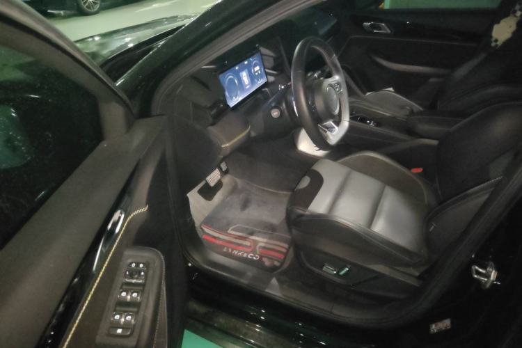 Used Lynk & Co 03 2023 1.5TD DCT JingPro Interior 3