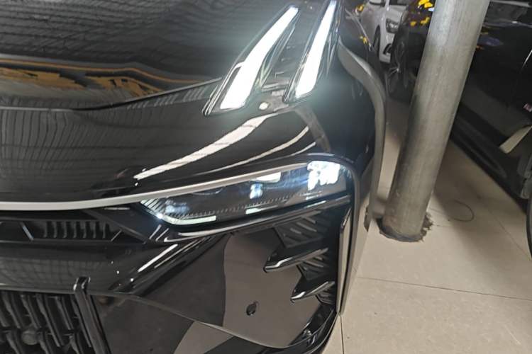 Used Lynk & Co 03 2023 1.5TD DCT JingPro Left Front Headlight