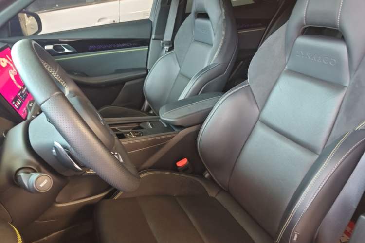 Used Lynk & Co 03 2023 1.5TD DCT JingPro Left Front Seat