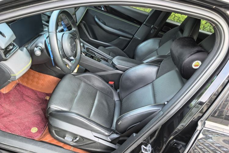 Used Lynk & Co 03 2023 1.5TD DCT JingPro Left Front Seat