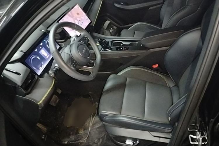 Used Lynk & Co 03 2023 1.5TD DCT JingPro Left Front Seat