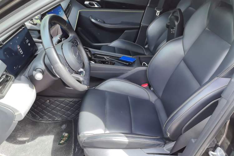 Used Lynk & Co 03 2023 1.5TD DCT JingPlus Left Front Seat