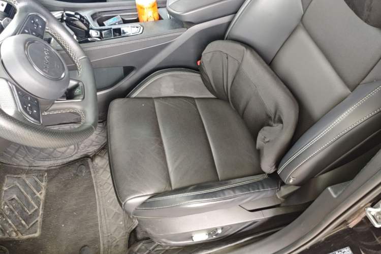 Used Lynk & Co 03 2023 1.5TD DCT JingPro Left Front Seat