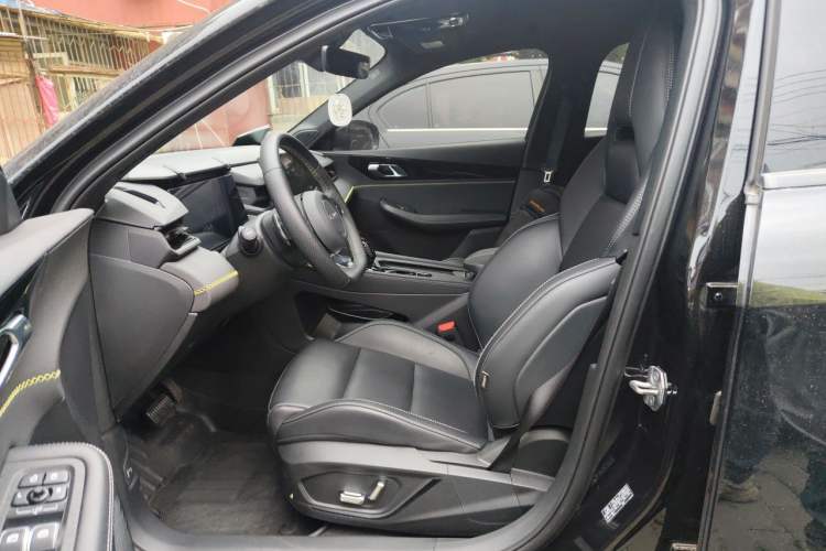 Used Lynk & Co 03 2023 1.5TD DCT JingPlus Left Front Seat