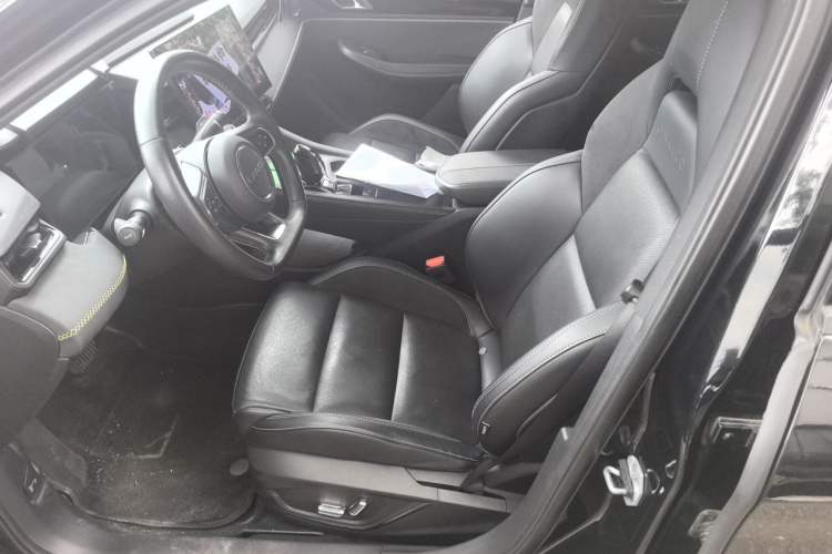 Used Lynk & Co 03 2023 2.0TD DCT JingPro Left Front Seat