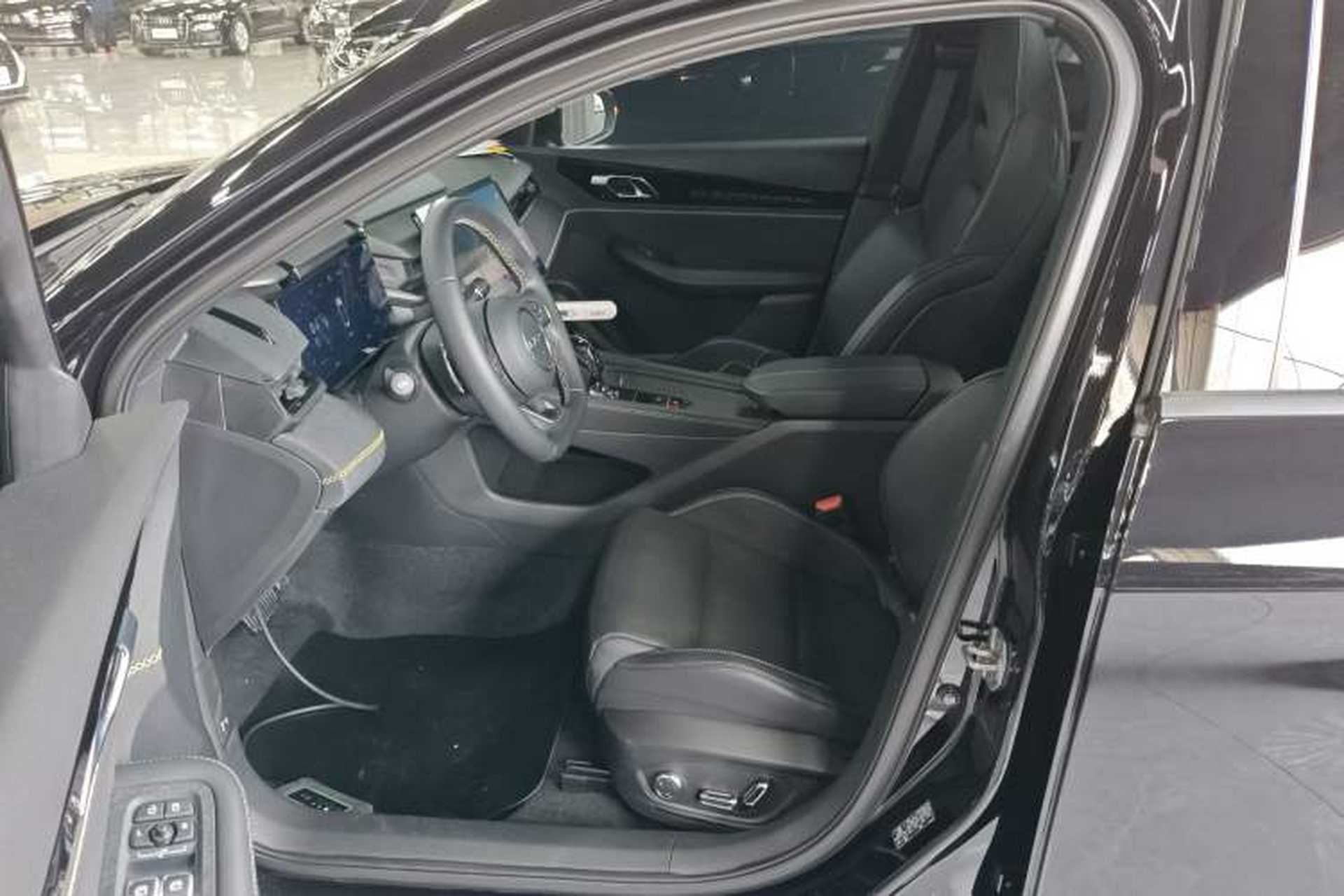 Used Lynk & Co 03 2023 2.0TD DCT H-Power Halo Left Front Seat
