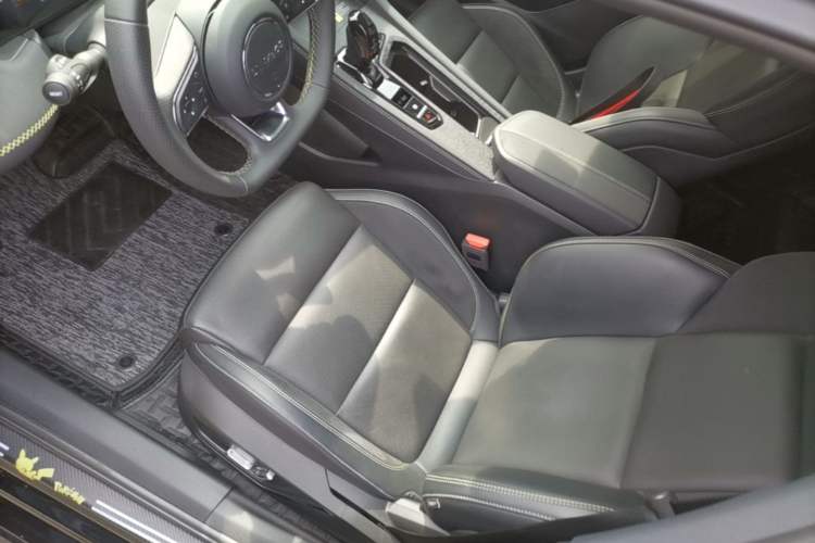 Used Lynk & Co 03 2023 1.5TD DCT JingPro Left Front Seat