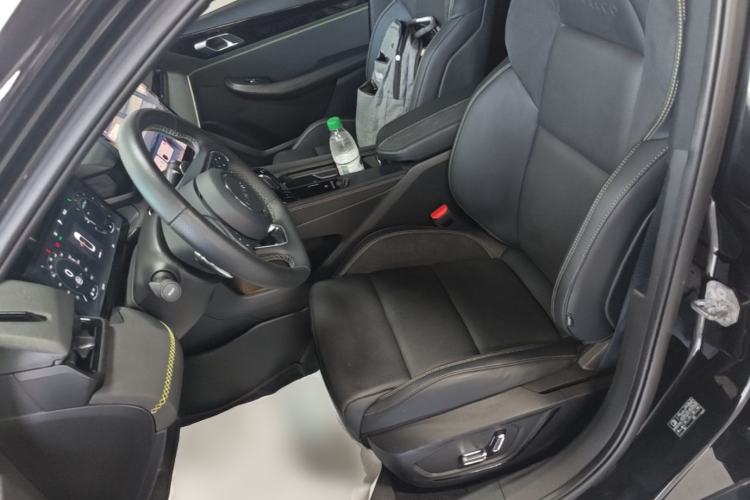 Used Lynk & Co 03 2023 1.5TD DCT JingPro Left Front Seat