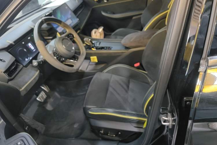 Used Lynk & Co 03 2023 03+ 2.0TD Automatic Performance Package Left Front Seat