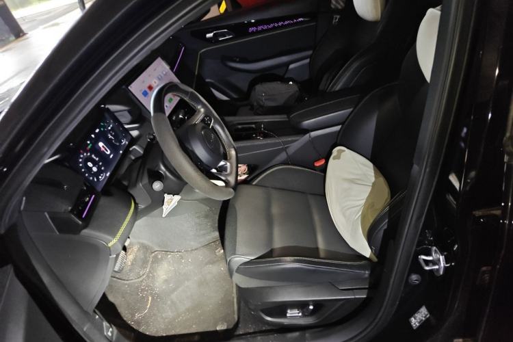 Used Lynk & Co 03 2023 1.5TD DCT JingPro Left Front Seat