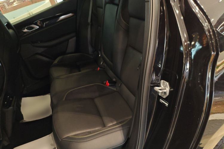 Used Lynk & Co 03 2023 1.5TD DCT JingPro Left Rear Seat