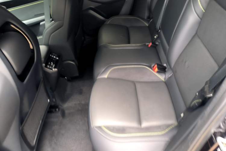 Used Lynk & Co 03 2023 2.0TD DCT JingPro Left Rear Seat