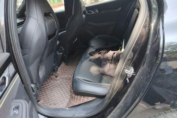 Used Lynk & Co 03 2023 2.0TD DCT JingPro Left Rear Seat