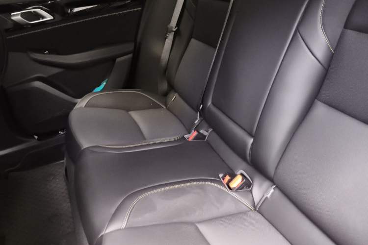 Used Lynk & Co 03 2023 1.5TD DCT JingPro Left Rear Seat