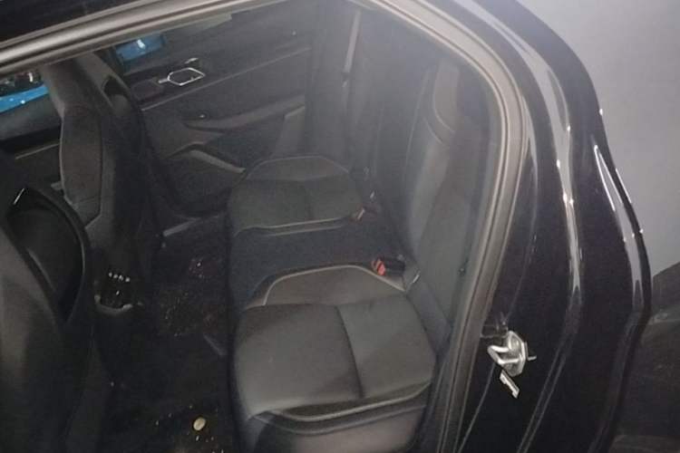 Used Lynk & Co 03 2023 1.5TD DCT JingPro Left Rear Seat