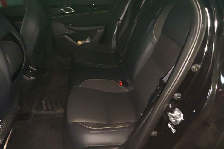 Used Lynk & Co 03 2023 2.0TD DCT JingPro Left Rear Seat