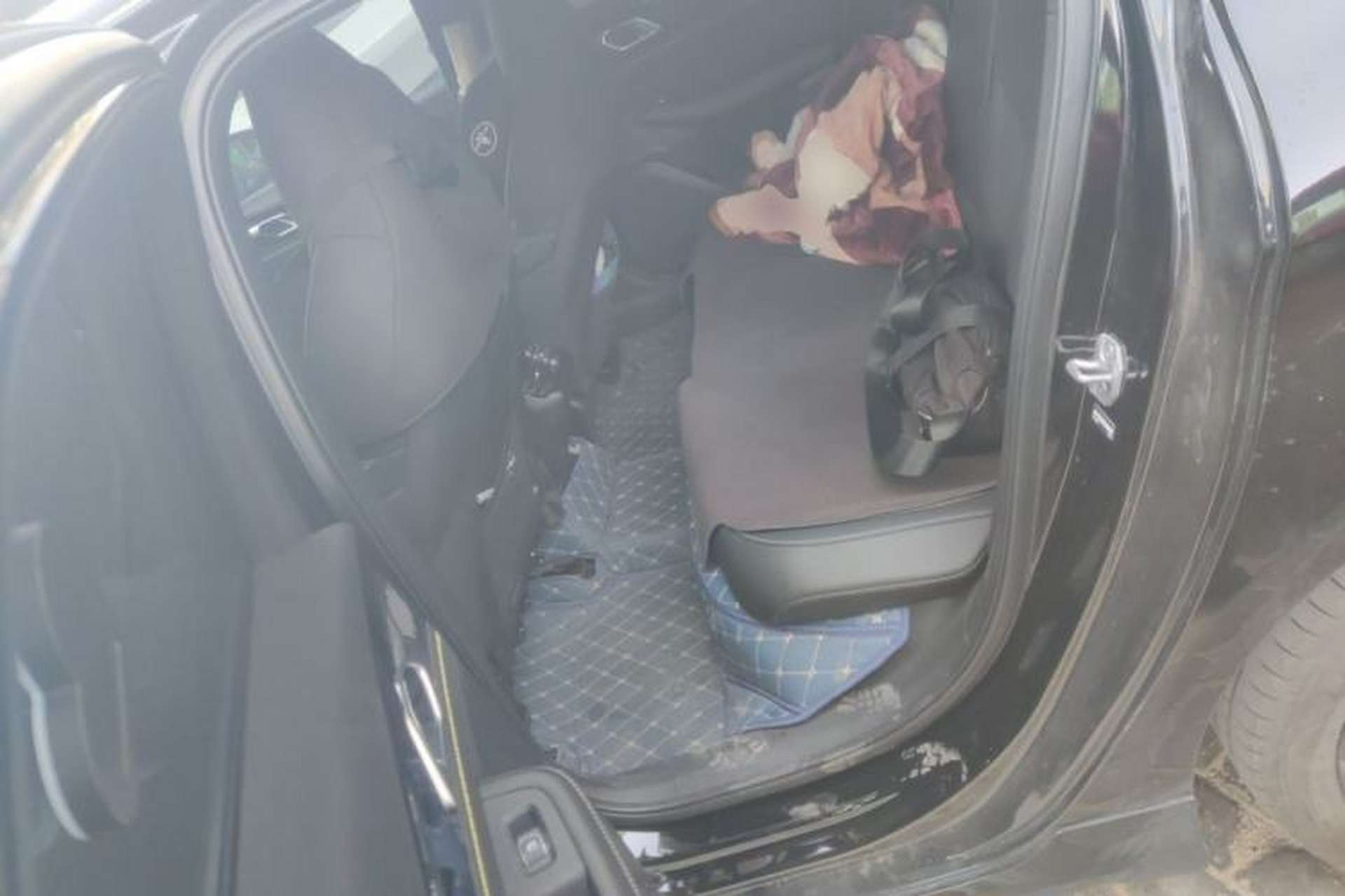 Used Lynk & Co 03 2023 1.5TD DCT JingPro Left Rear Seat