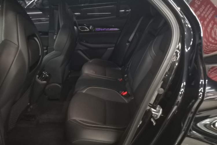 Used Lynk & Co 03 2023 1.5TD DCT JingPro Left Rear Seat
